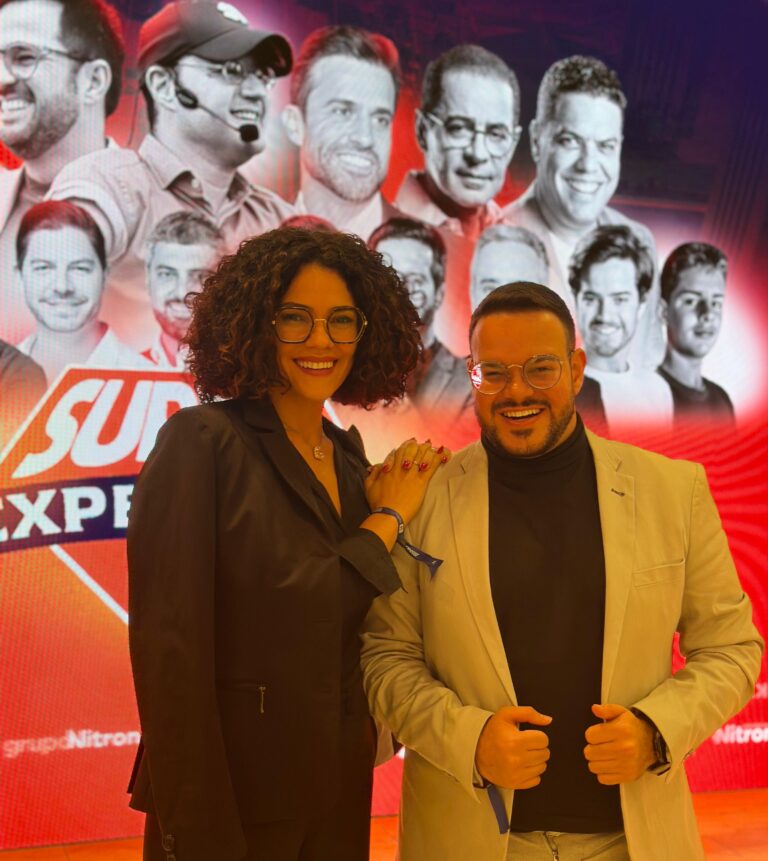 Comunicador José Patrício Neto e a Empresária Gi Soares participaram do Supere Experience 2024 em São Paulo