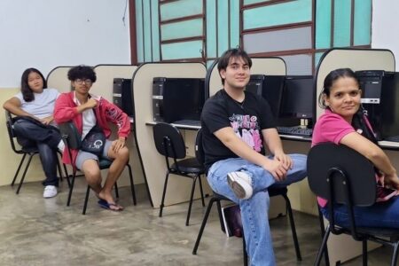 Parceria entre escola municipal e SENAI viabiliza início de cursos profissionalizantes gratuitos