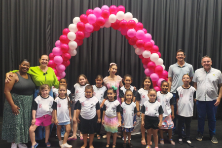 Alunas do ‘Educa Ballet Paulista’ em Monte Alto se emocionam com entrega de kits
