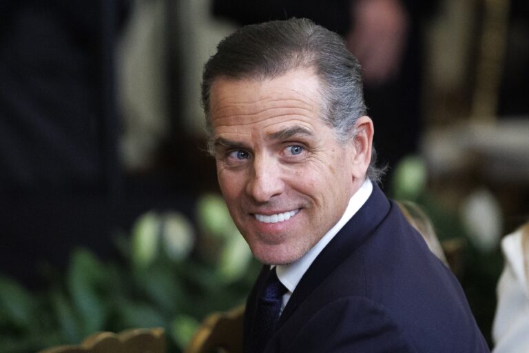 Hunter Biden propõe duelo em jaula com filhos de Trump antes do UFC na Casa Branca