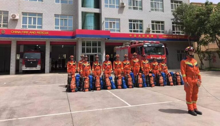 Tremor de terra de 5 graus sacode o oeste da China e ativa socorros emergenciais