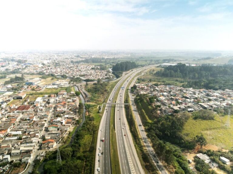 Itaquaquecetuba e Mogi das Cruzes figuram entre as 30 cidades paulistas com maior criação de empregos em 2026