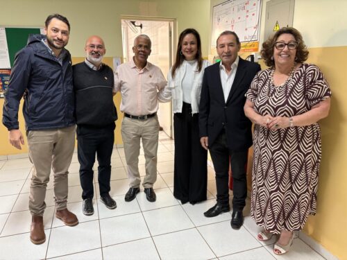 Etec Alcides Cestari comemora 15 anos de história com um café da manhã festivo