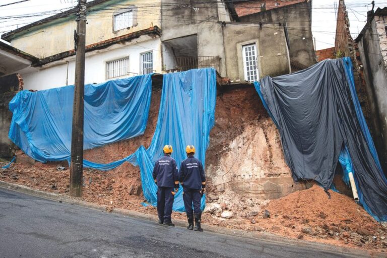 Itaquaquecetuba: Ação Conjunta Socorre 2,1 Mil Lares Impactados pelas Chuvas